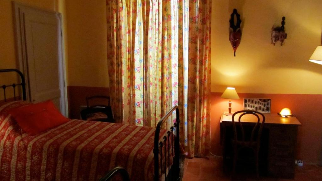 Maison D'Hotes La Boca Sommieres Room photo